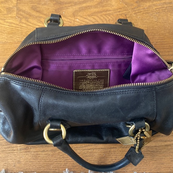 Authentic used coach purse - Picture 3 of 3